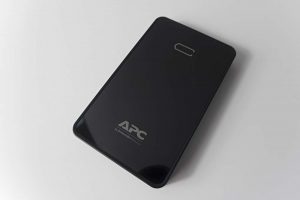 APC by Schneider Electric Mobile Pack - 5000mah black glossy